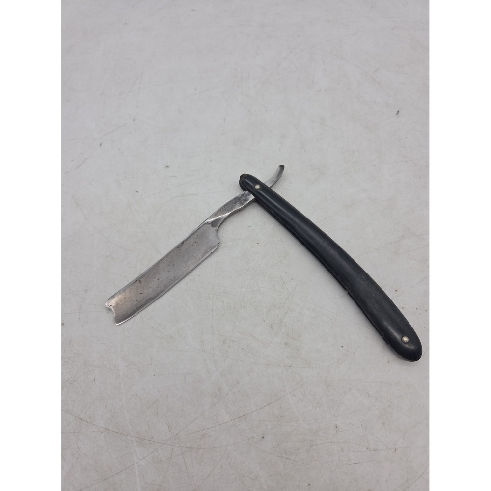 Wade & Butcher Sheffield 5/8 Heavy Wedge Straight Razor Horn Scales Shave Ready